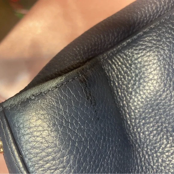 Authentic Michael Kors Purse!!! #041NCOA  Hamilton tote bag. - Picture 5 of 11